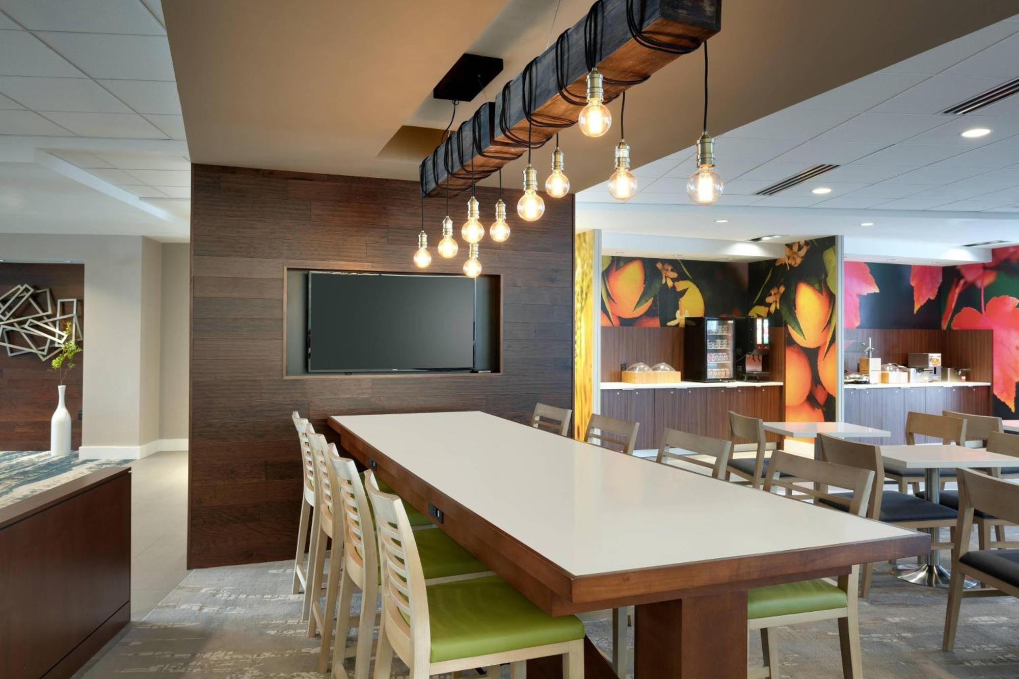 Fairfield Inn & Suites By Marriott Springfield North Εξωτερικό φωτογραφία