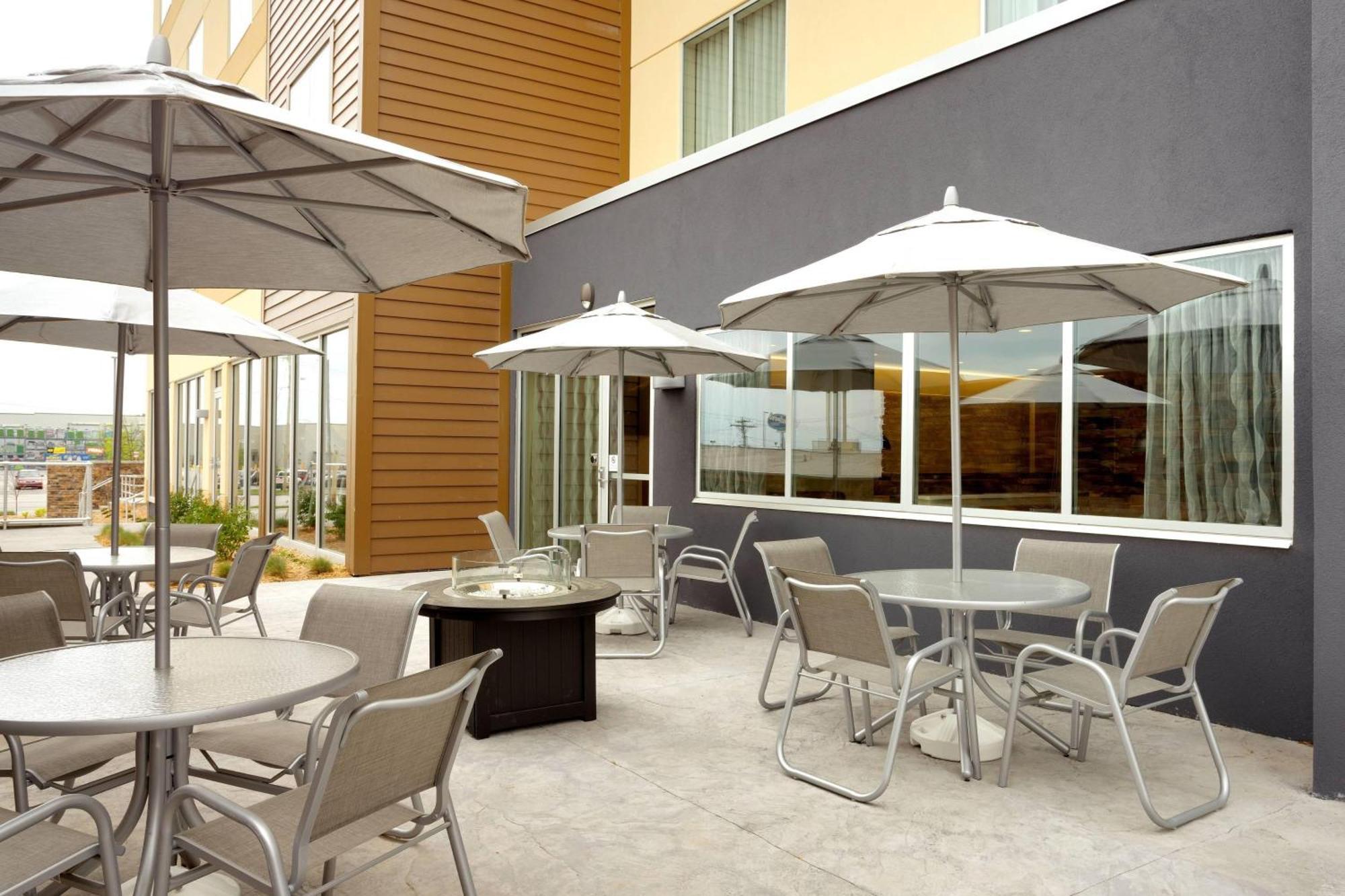 Fairfield Inn & Suites By Marriott Springfield North Εξωτερικό φωτογραφία